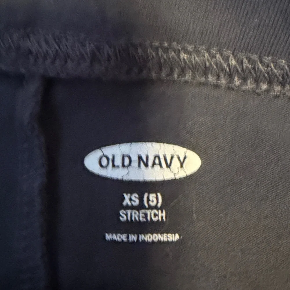 Two pair Old Navy Girls Grey and Navy Leggings with Blue Heart Detail